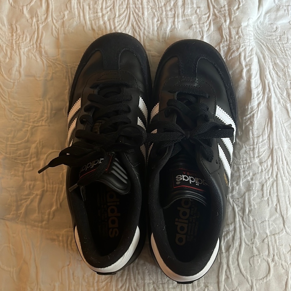 Adidas Sambas black with white stripe size kids US Women 7.5 US Kids 5 EU 38